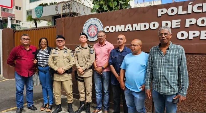  Direção do Sindicato se reúne com novo comandante do batalhão Gêmeos