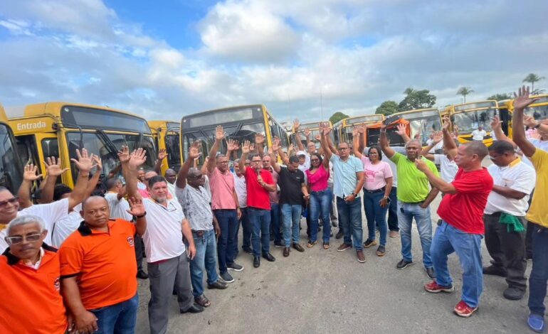  Por descumprimento da convenção coletiva, rodoviários paralisam parte da operação em Salvador