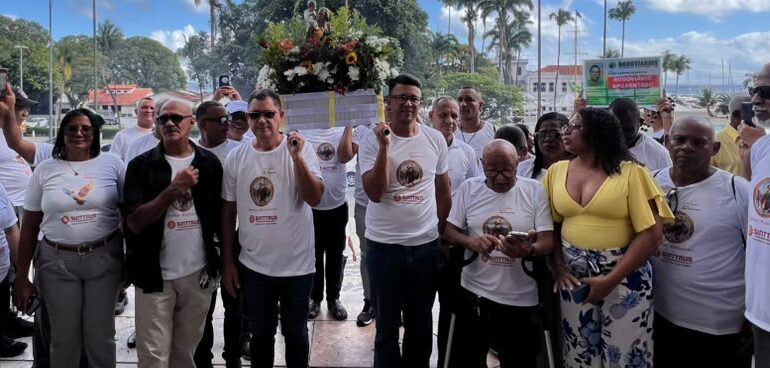  Viva São Cristóvão! Rodoviários mantêm tradição de décadas em homenagem ao padroeiro da categoria.